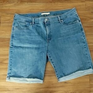 Levi's Bermuda Shorts